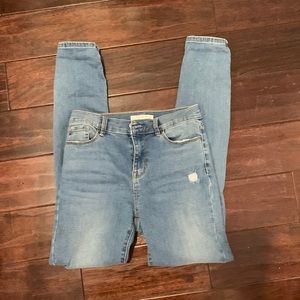 Skinny jeans and 57 the length is perfect